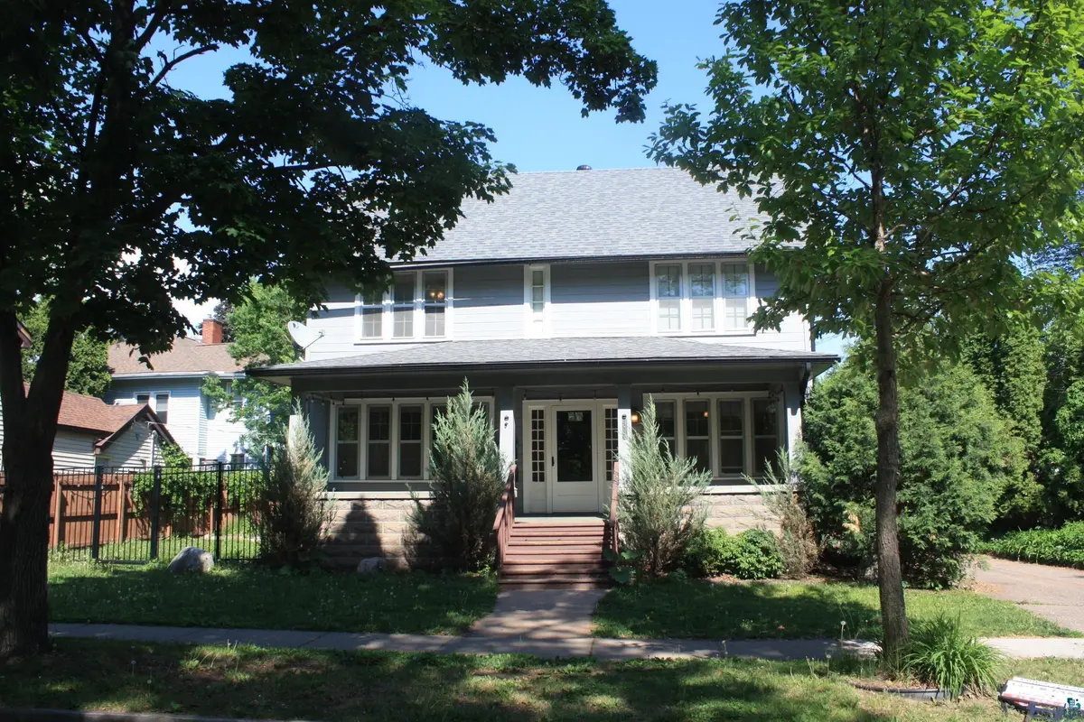 415 3rd Ave, Eau Claire, WI 54703