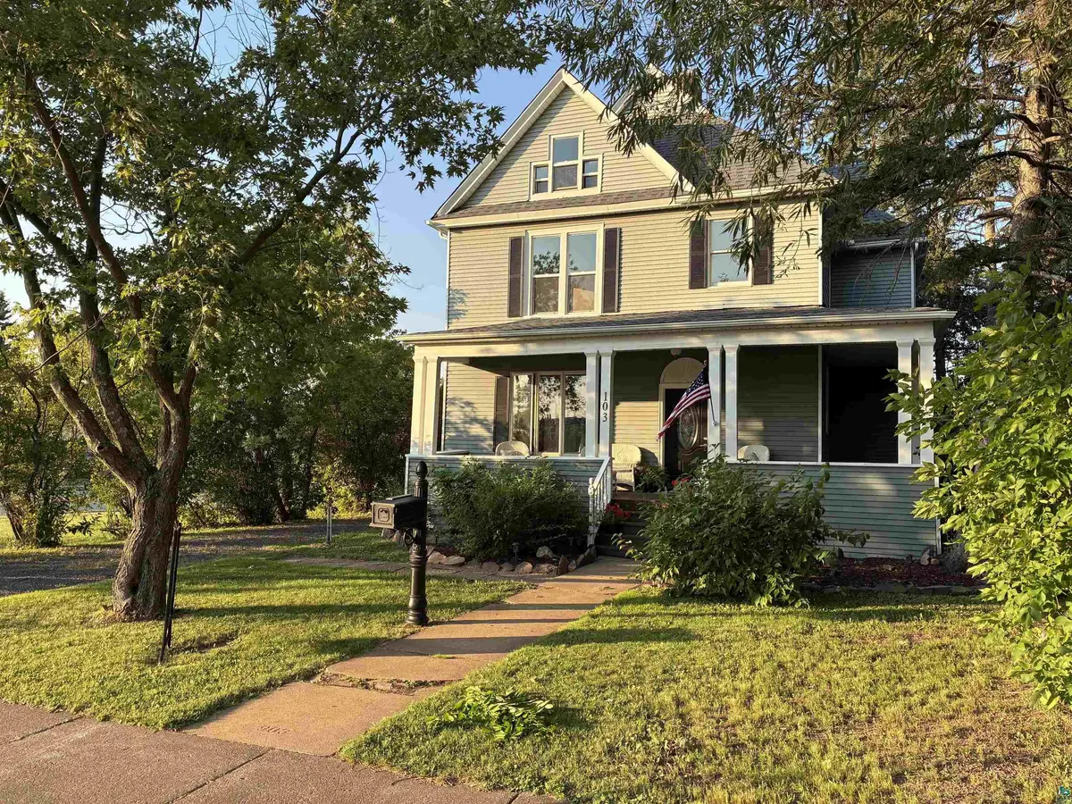 103 E 7th St, Superior, WI 54880