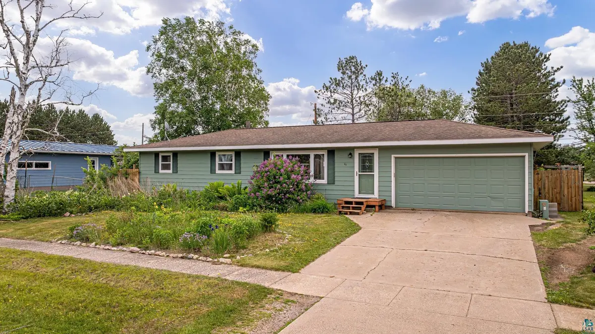 44 Locust Dr, Babbitt, MN 55706