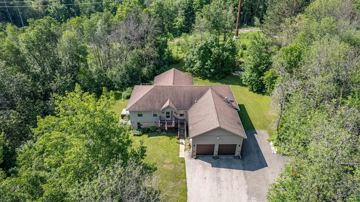 3526 Park Dr, Hermantown, MN 55810