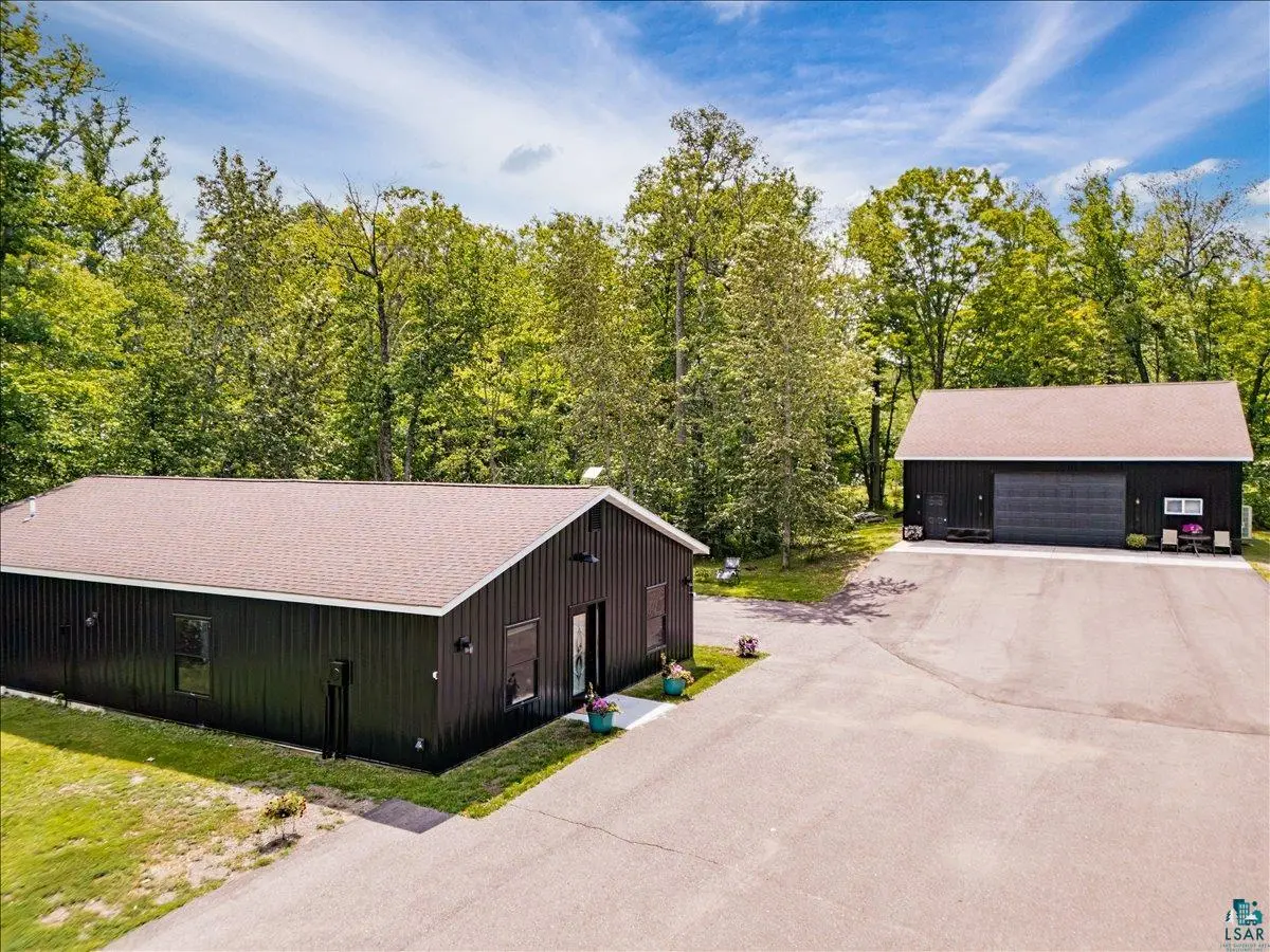 5841 Spruce Ln, Duluth, MN 55811