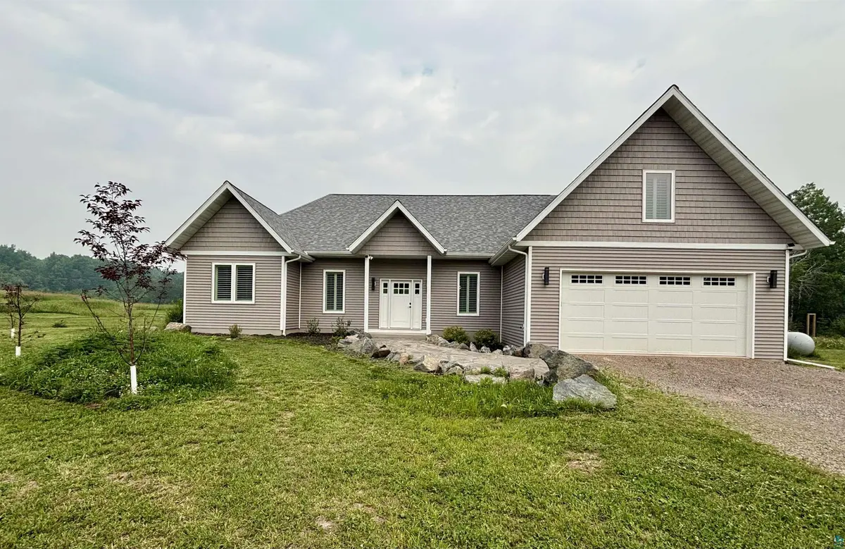 3139 W Tischer Rd, Duluth, MN 55803