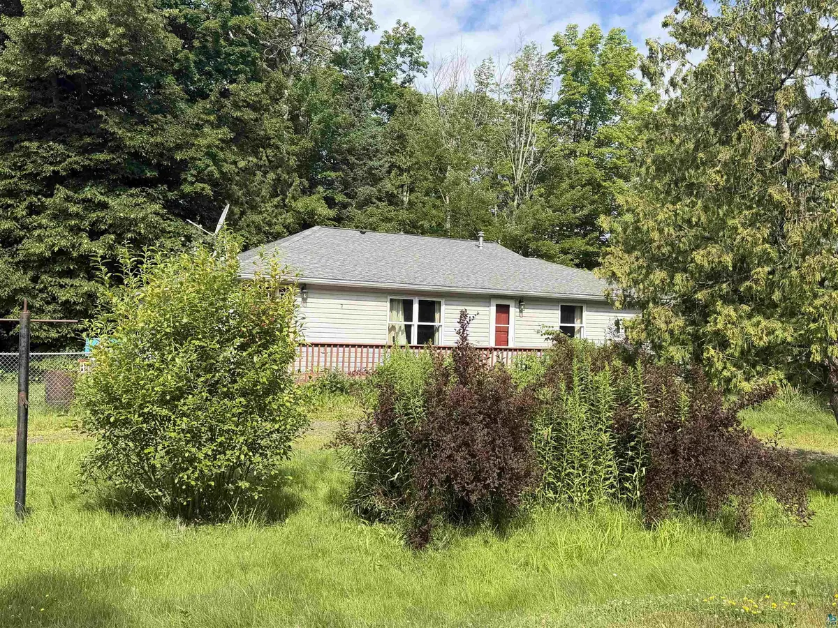 4813 S Mill Loop Rd, Maple, WI 54854-9011