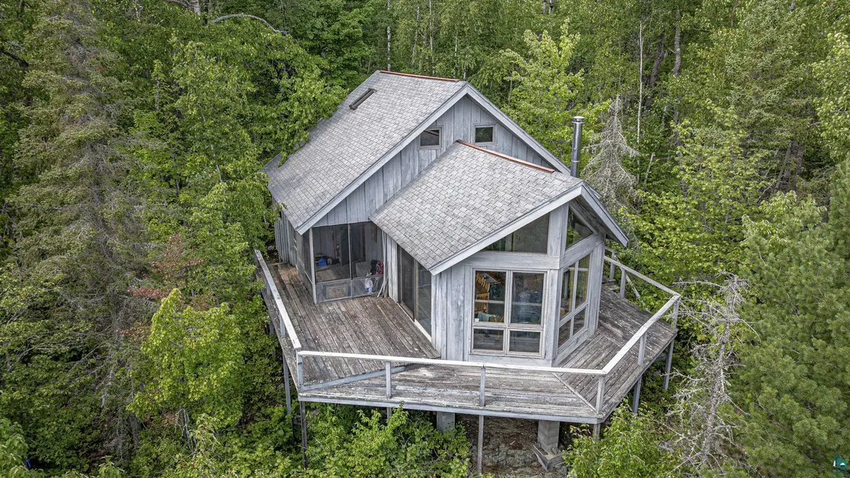 13412 Bear Paw Tr, Ely, MN 55731