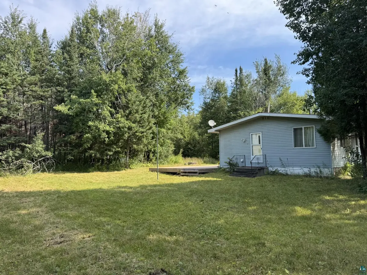 1838 Loop Rd, Two Harbors, MN 55616
