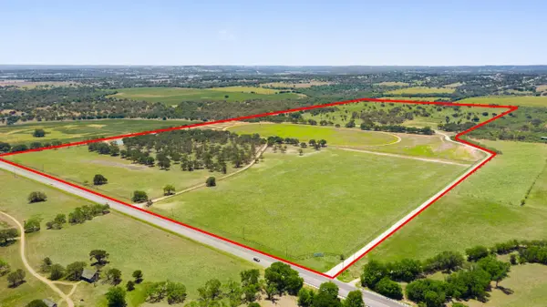 485 Fulton Ranch RD, Fredericksburg, TX 78671