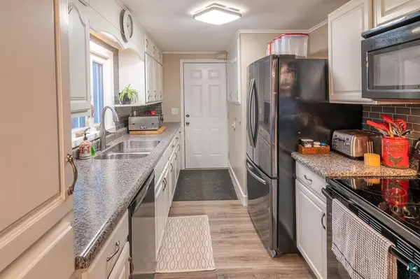 3001 8th Ave E, Hibbing, MN 55746