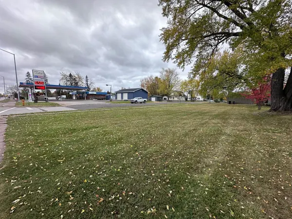 5634 Tower Ave, Superior, WI 54880