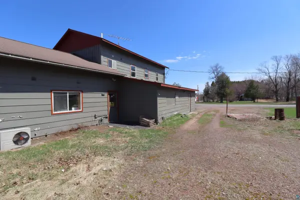 22195 Hwy 63, Grand View, WI 54839