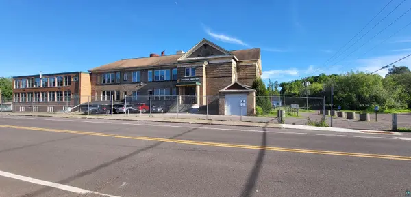 155 Central Entrance, Duluth, MN 55811