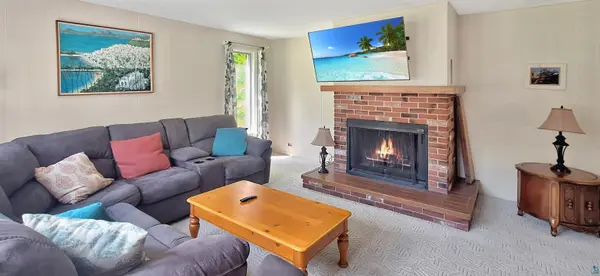 804 Middle Rd, Lapointe, WI 54850