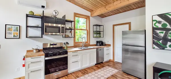 365 Mondamin Tr, La Pointe, WI 54850
