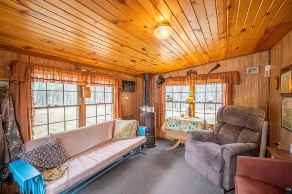 38549 Arrow Wood Ct, Sturgeon Lake, MN 55783