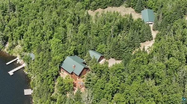 2357 Retreat Lodge Rd, Cook, MN 55723