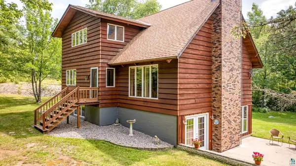 2606 Bear Island Resort Rd, Babbitt, MN 55706