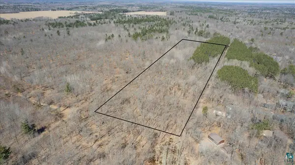 27xxx Hill Rd, Spooner, WI 54801