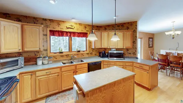 1804 Hwy 61 E, Grand Marais, MN 55604