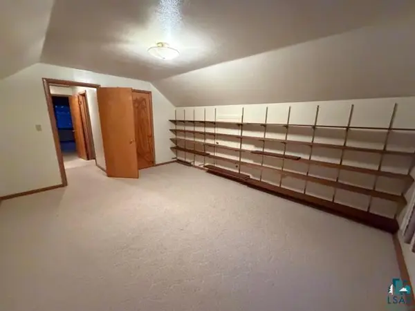 17 Ash Blvd, Babbitt, MN 55706
