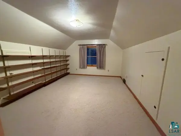 17 Ash Blvd, Babbitt, MN 55706