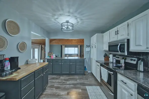 329 Wyandotte Rd, Hoyt Lakes, MN 55750-0000