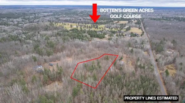 7173 S Dougs Cr, Lake Nebagamon, WI 54849