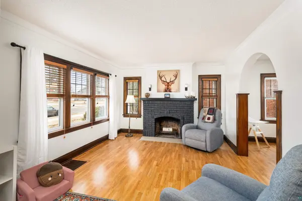 2431 Hammond Ave, Superior, WI 54880