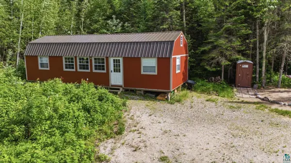 8335 Boulder Ridge Dr, Cook, MN 55723