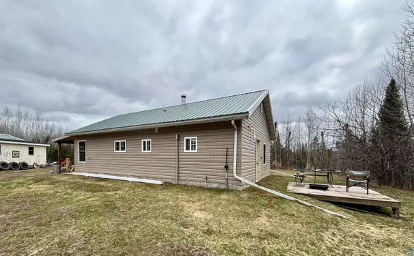 1690 Two Harbors Rd, Two Harbors, MN 55616