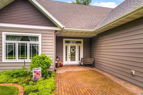 5760 Munger Shaw Rd, Saginaw, MN 55779
