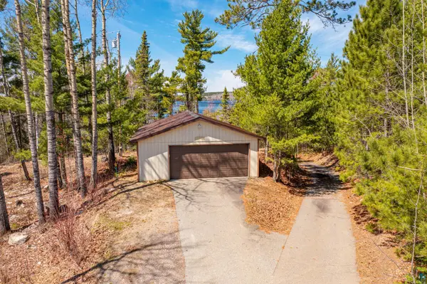 359 Sunset Rd, Ely, MN 55731