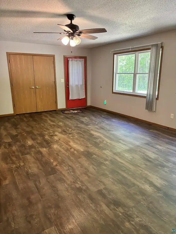 1788 Wolf Ridge Rd, Cloquet, MN 55720