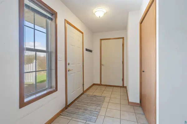 2116 Miller Creek Dr #33, Duluth, MN 55811