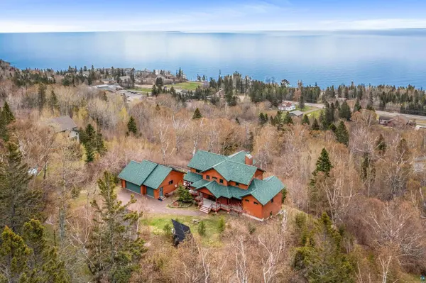 96 Hoaglund Dr, Tofte, MN 55615