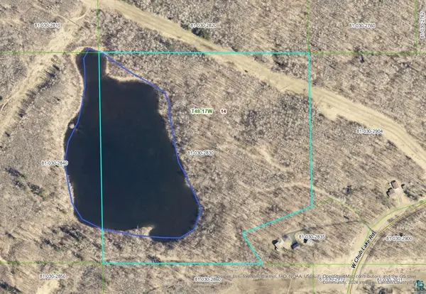 854x W Chub Lake Rd, Carlton, MN 55718