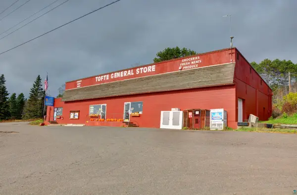 7125 Hwy 61 W, Tofte, MN 55615