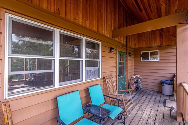 1247 Wolf Den Dr, Ely, MN 55731