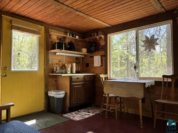 5049 Big Lake Rd, Ely, MN 55731