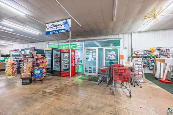 1206 E 25th St, Hibbing, MN 55746-0000