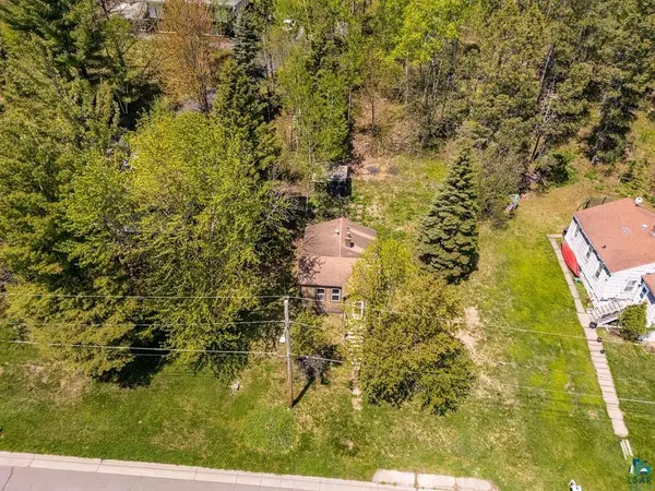 4511 Norwood St, Duluth, MN 55804