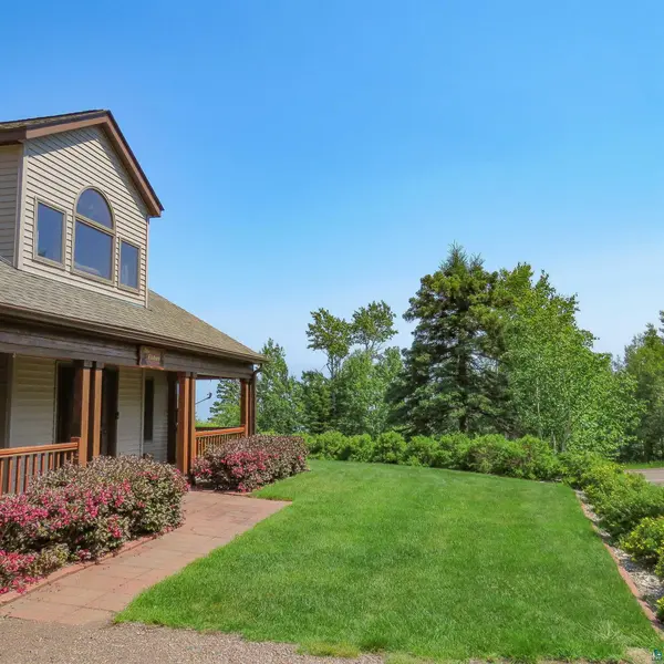 6423 Little Marais Rd, Little Marais, MN 55614
