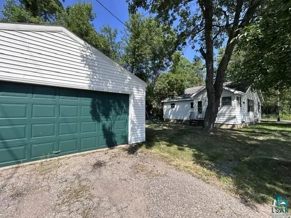 2835 8th Ave E, Hibbing, MN 55746