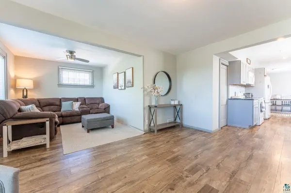 304 E James St, Ely, MN 55731