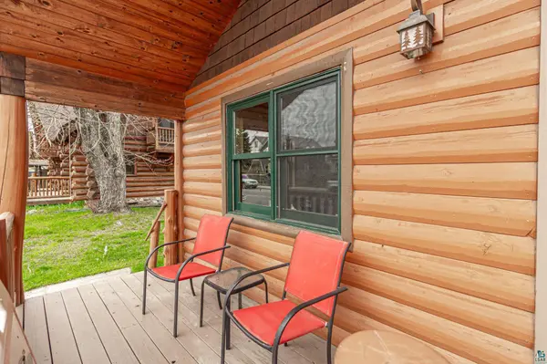 955 E Sheridan St, Ely, MN 55731