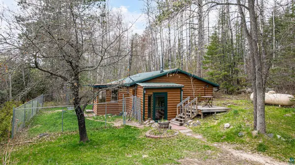 8817 Beatty Rd, Cook, MN 55723