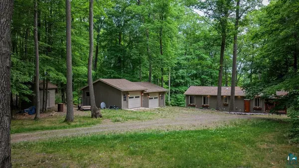 15506 W Holly Lake Ln, Stone Lake, WI 54876