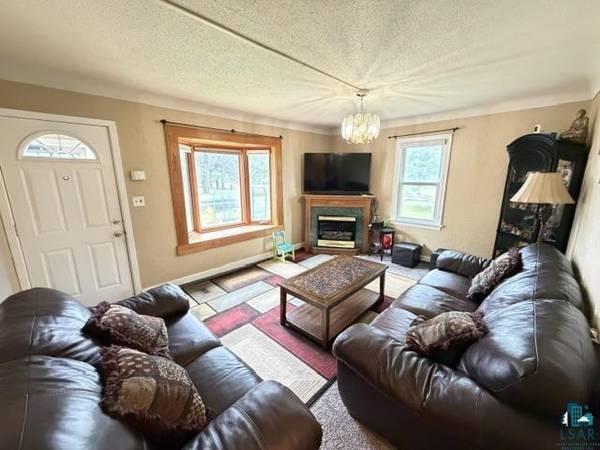 2029 Anderson Rd, Duluth, MN 55811