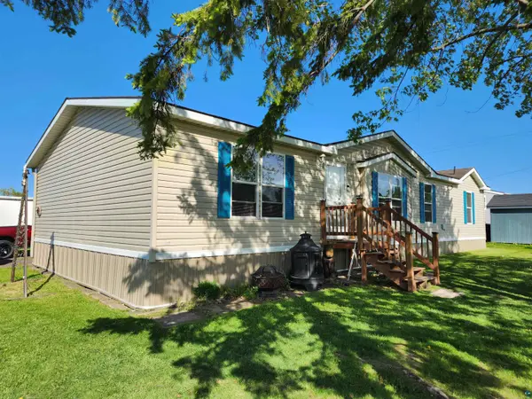 1600 W 8th St, Ashland, WI 54806