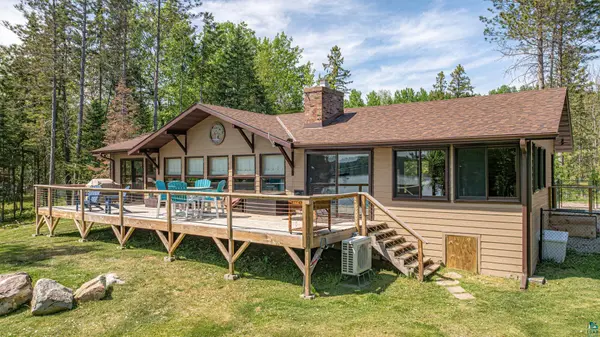 2056 Mollywood Ln, Ely, MN 55731