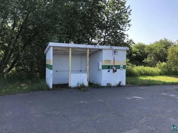 2751 Midway Rd, Proctor, MN 55810