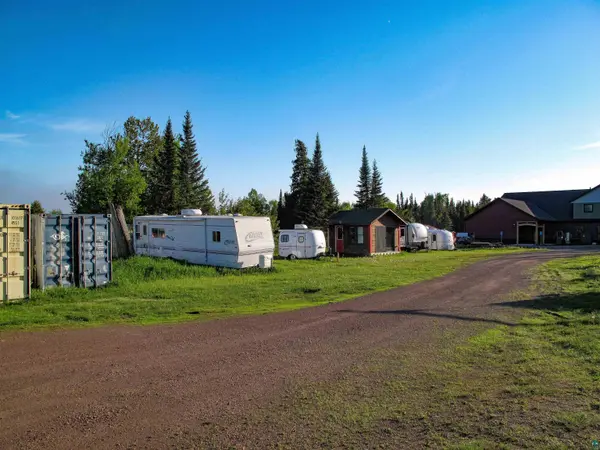 120 Gunflint Tr, Grand Marais, MN 55604